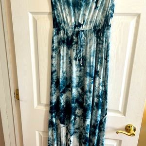 Women’s Rolla Coster size L tie dye strapless maxi dress with cinched waist.